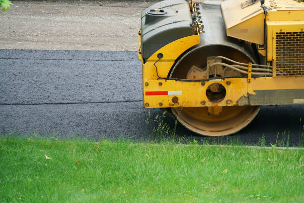 Best Concrete Driveway Installation  in Pleasantville, NY